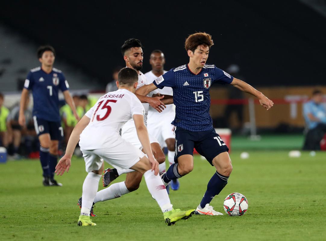 亚运日本男足vs卡塔尔集锦