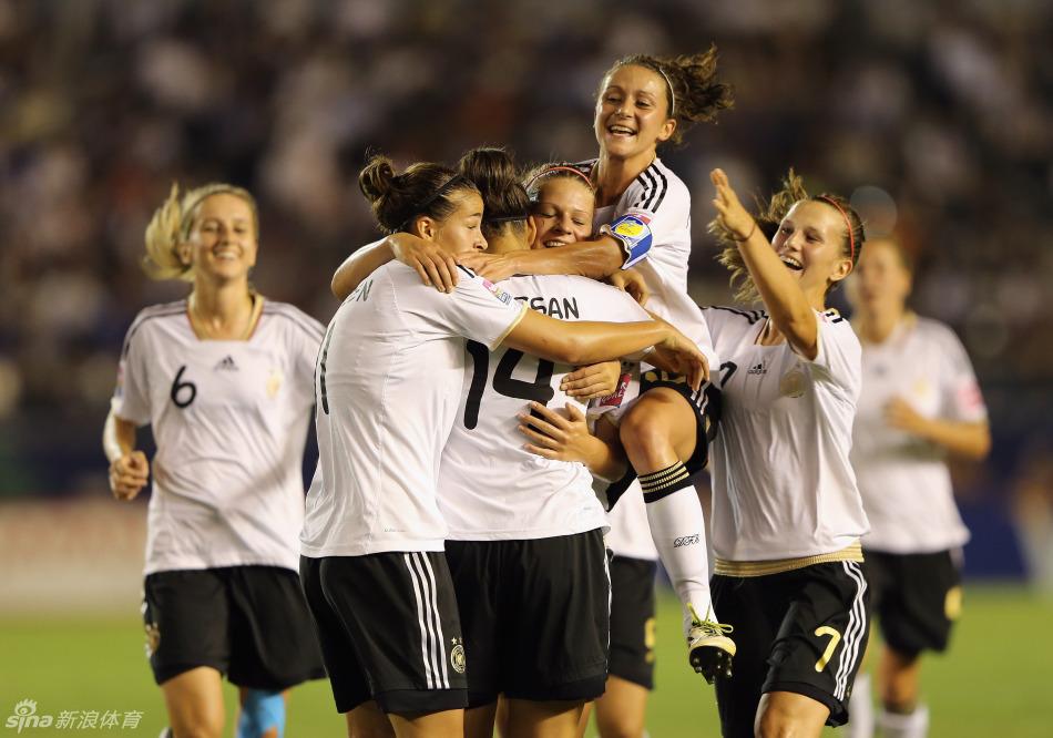 2010女足世界杯日本vs德国的相关图片